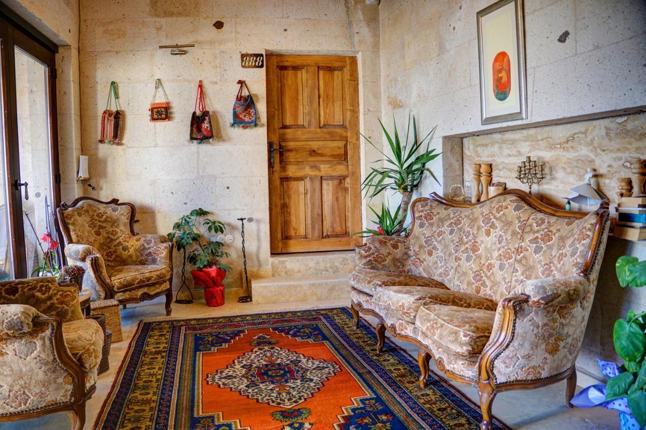 Karma Cappadocia Bed & Breakfast อุตชิซาร์ ภายนอก รูปภาพ
